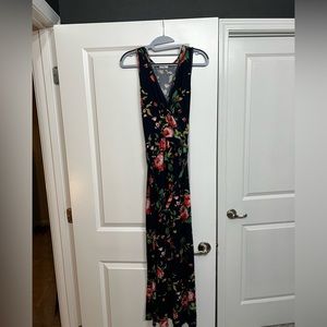 Maxi dress, woman small, floral by 12PM by Mon Ami